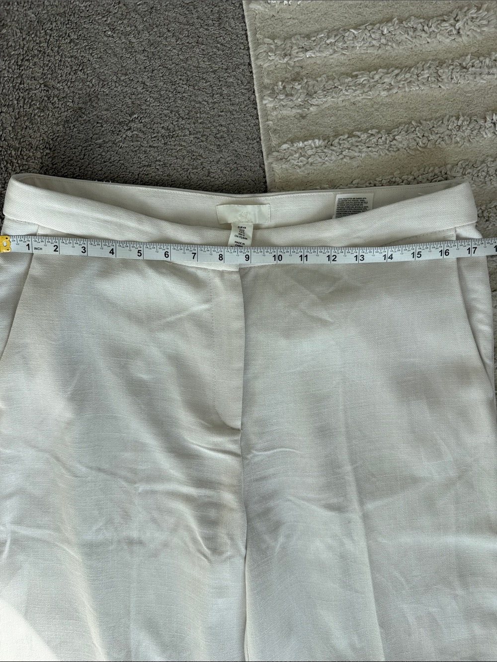 H&M Wide-Leg linen Pants in Off-White - Picture 3 of 7